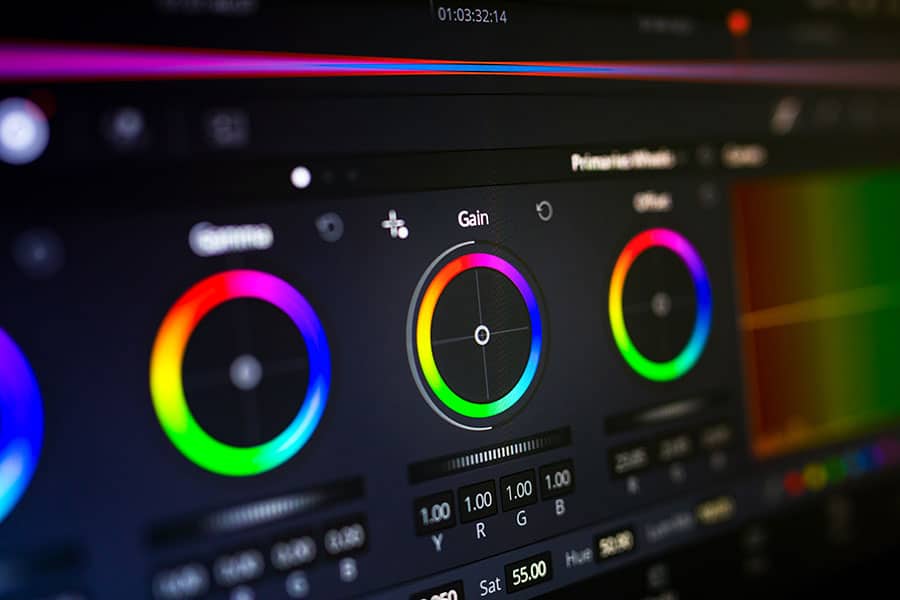 Everet camera controller colour controls